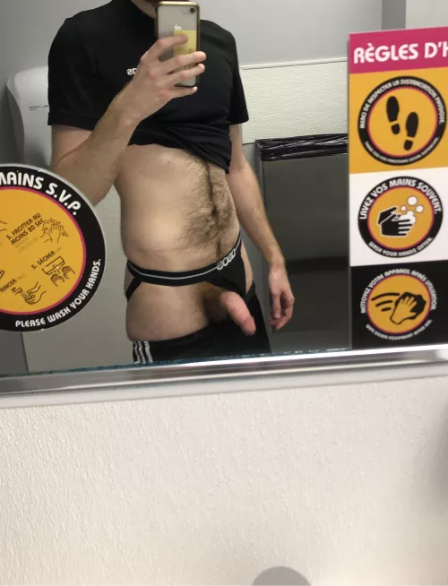 Late night at the gym