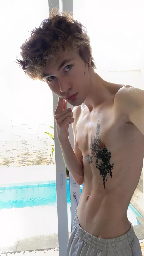 let's hug? or do you want to do something else?👅