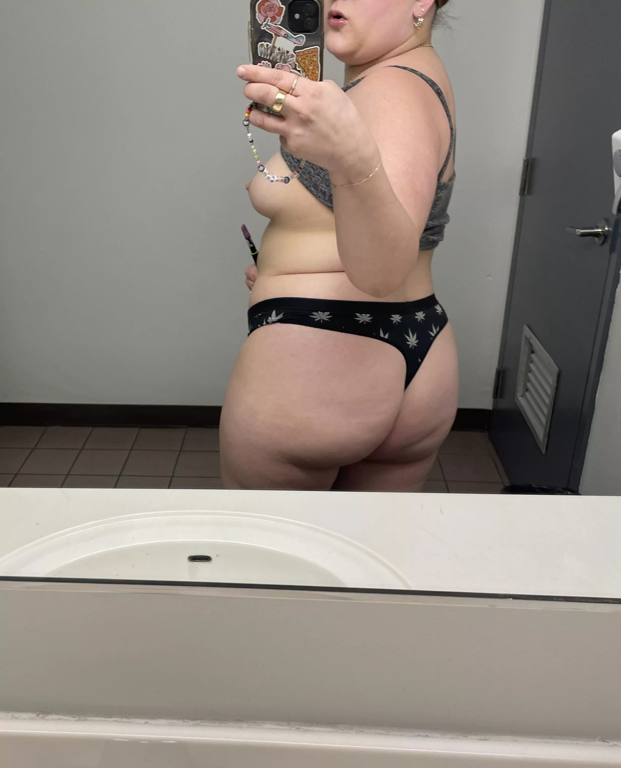 little work break (f)