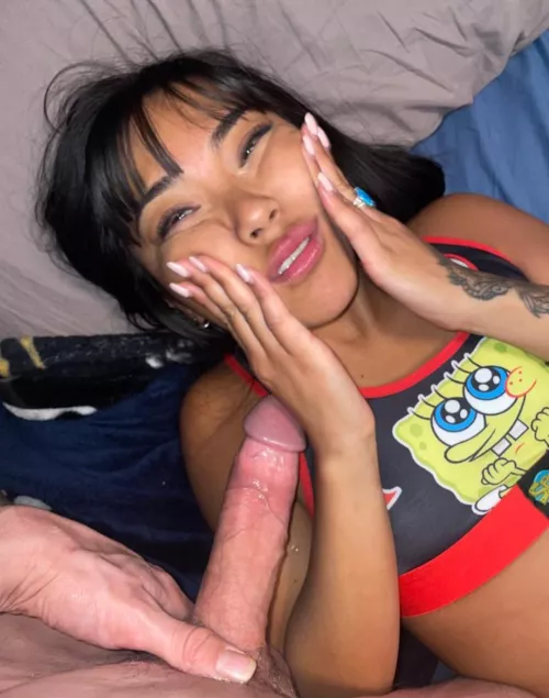 my face hurts after i suck for hrs 