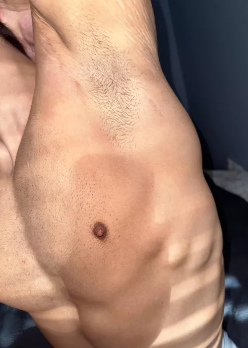 My pits are nice and sweaty after the gym for you