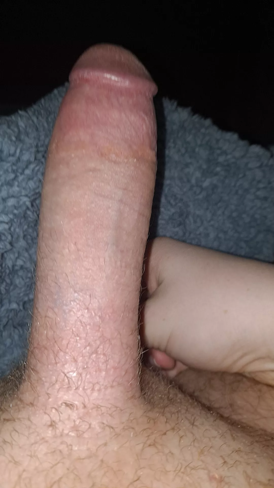 Need someone to worship this dick daily. Dms open~