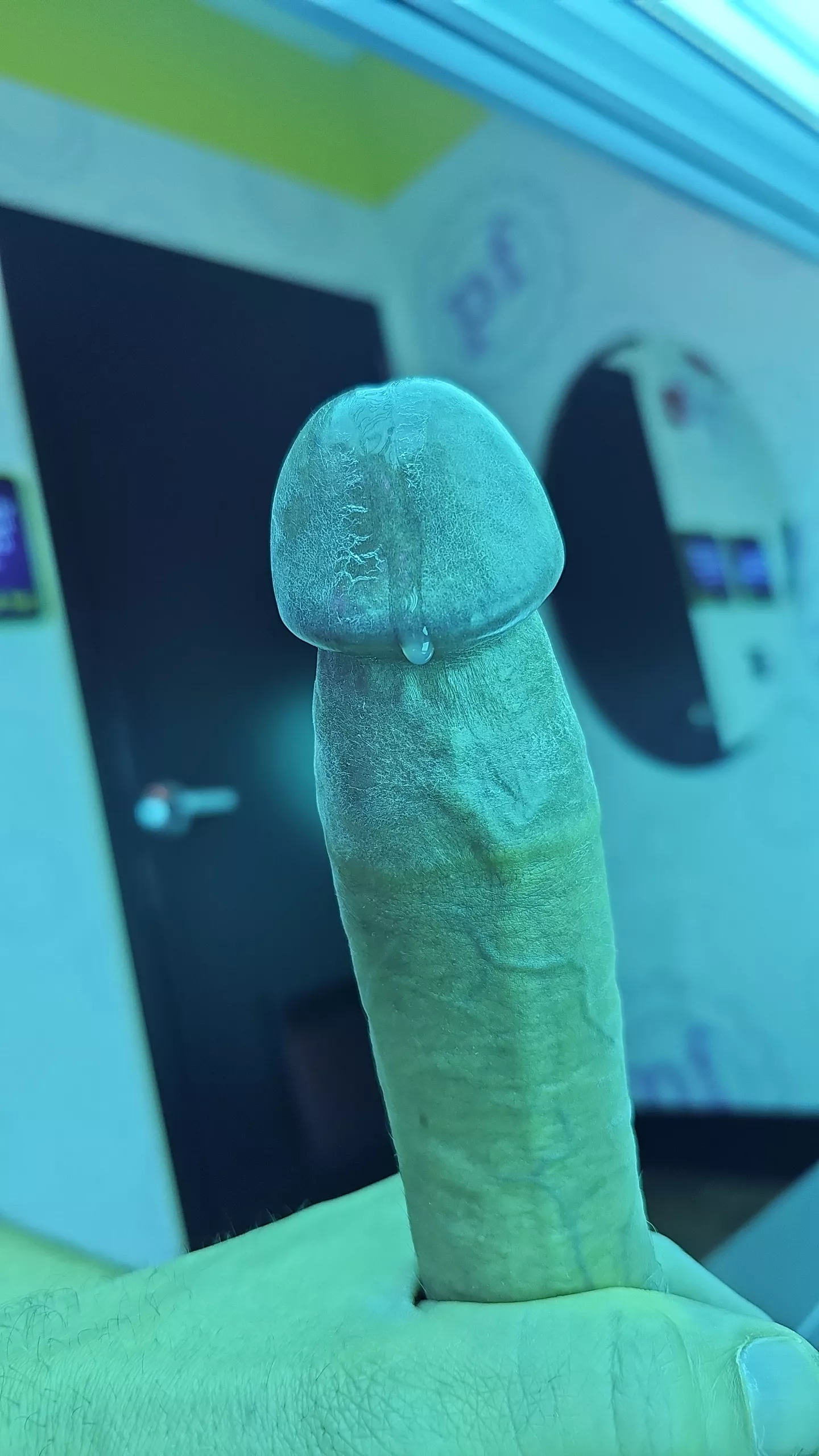 Someone please come in