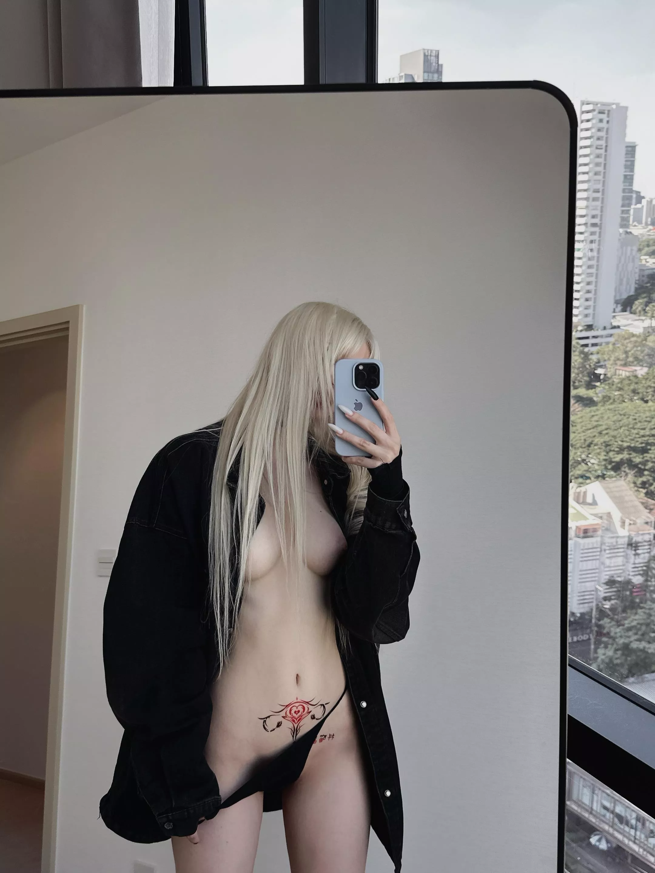 Suck me like a lollipop