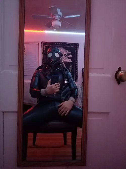 Take a deep breath, nothing better than the deep smell of latex.