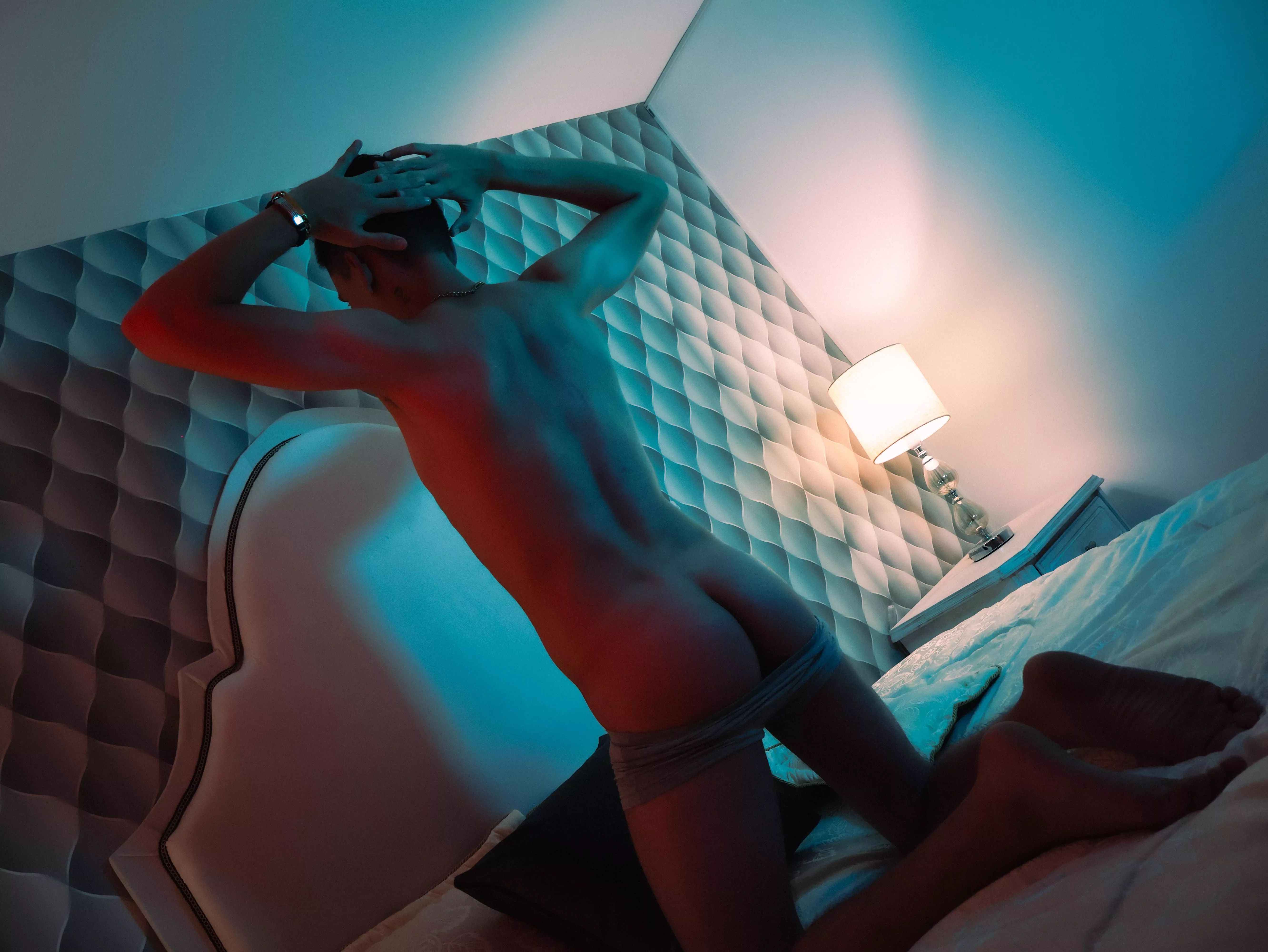 They asked me to bend over more, but it would show a little too much 😳🍑