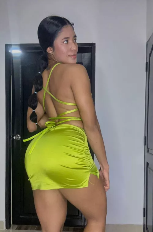 Tight and short dress to show my legs