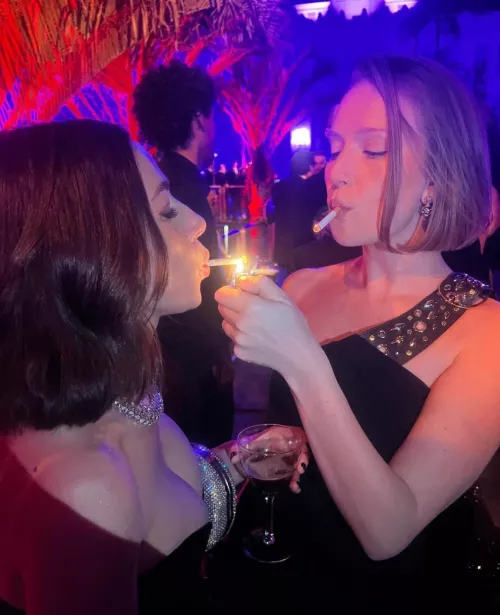 When you’re a couple of badass bitches who don’t care about the Oscars after party rules prohibiting smoking