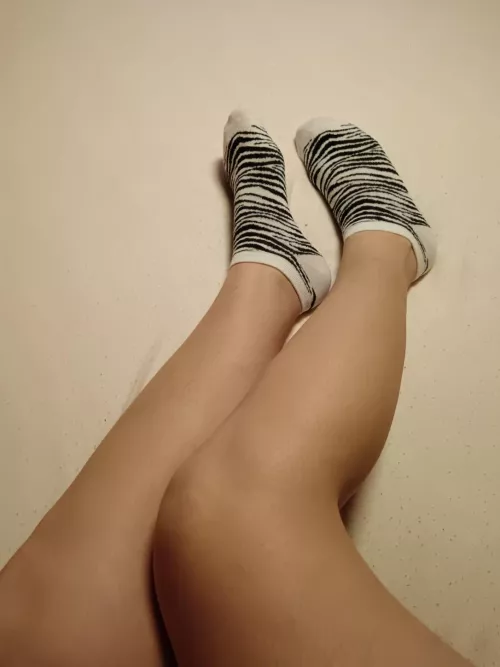 Who would like to cum on these socks ? 