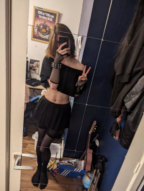 😭😭 why does Reddit squish meeee