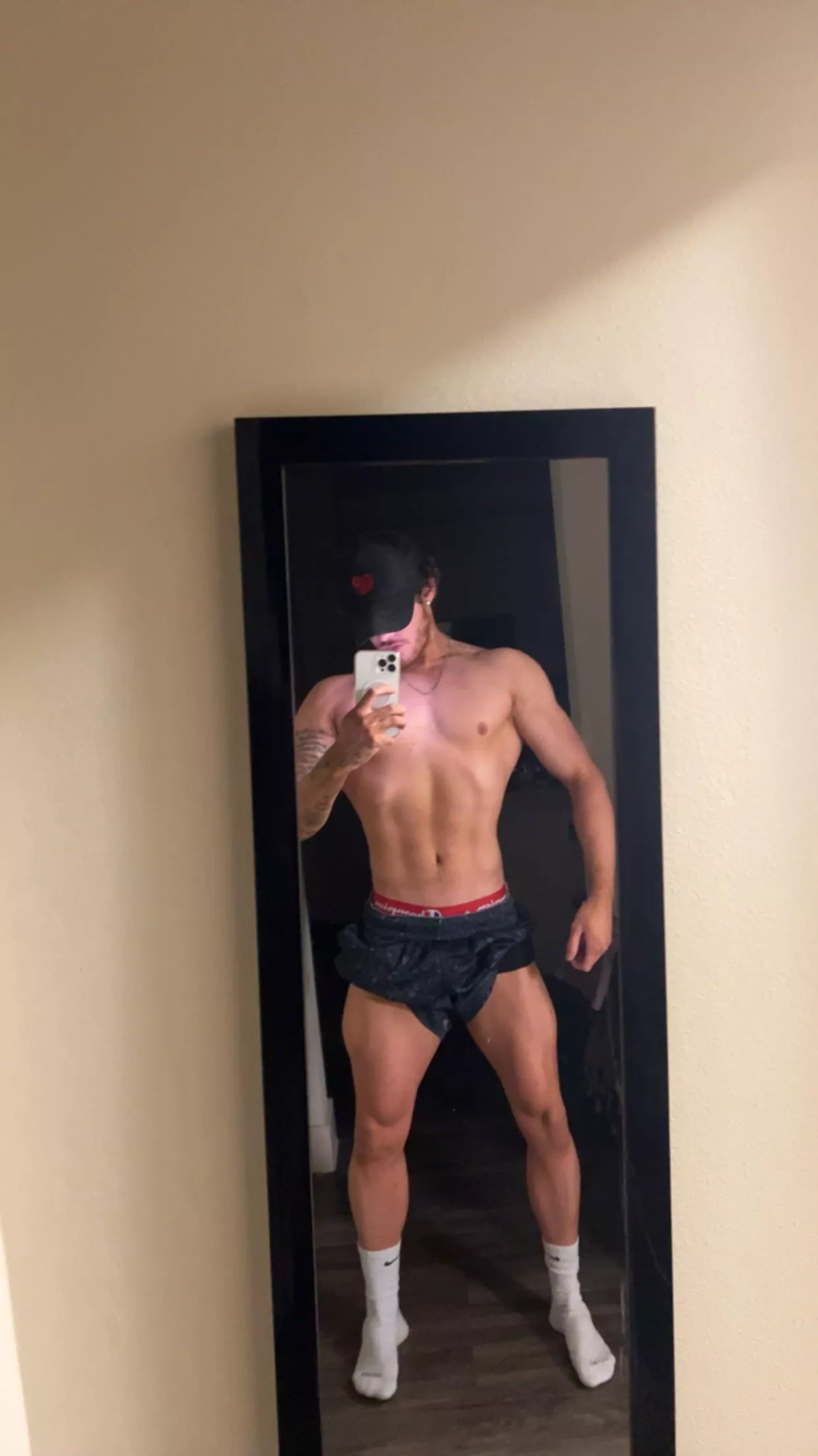 Workout with me then let’s shower afterwards