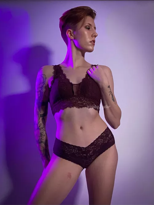 You ever fuck a tomboy under some neon lights?