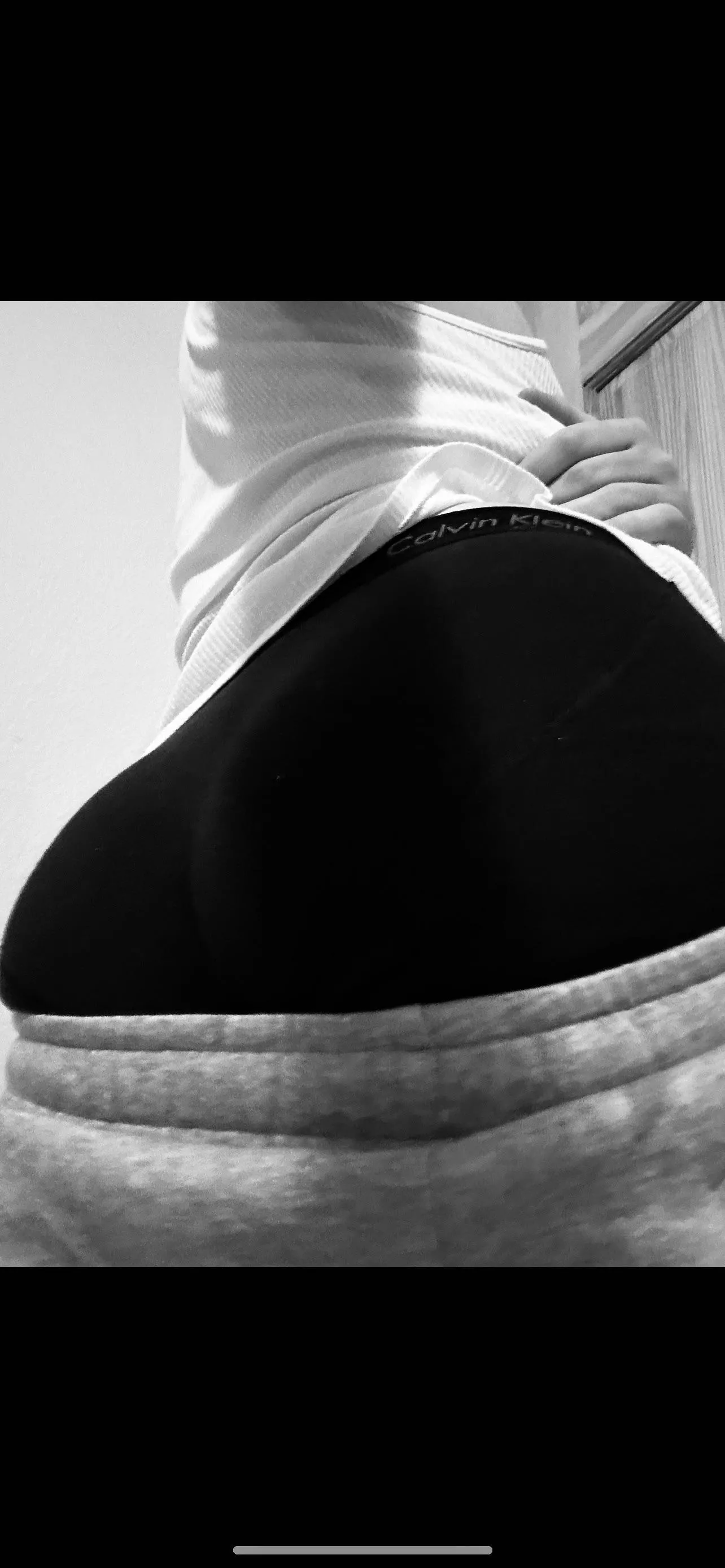 19 usa straight looking for a bro to talk to longterm