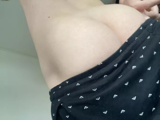 (21) Cute bubble, isn’t it?😜