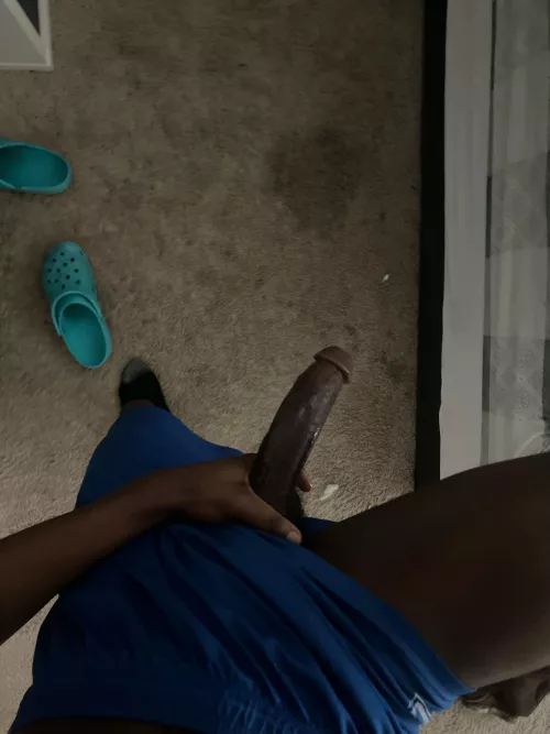 22 looking for shaved thick white twinks / bottoms/ femboys ONLY Snap@king_slang24