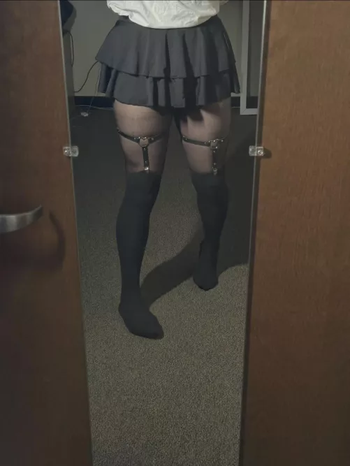 6ft7, these socks are way to short for me ;-;