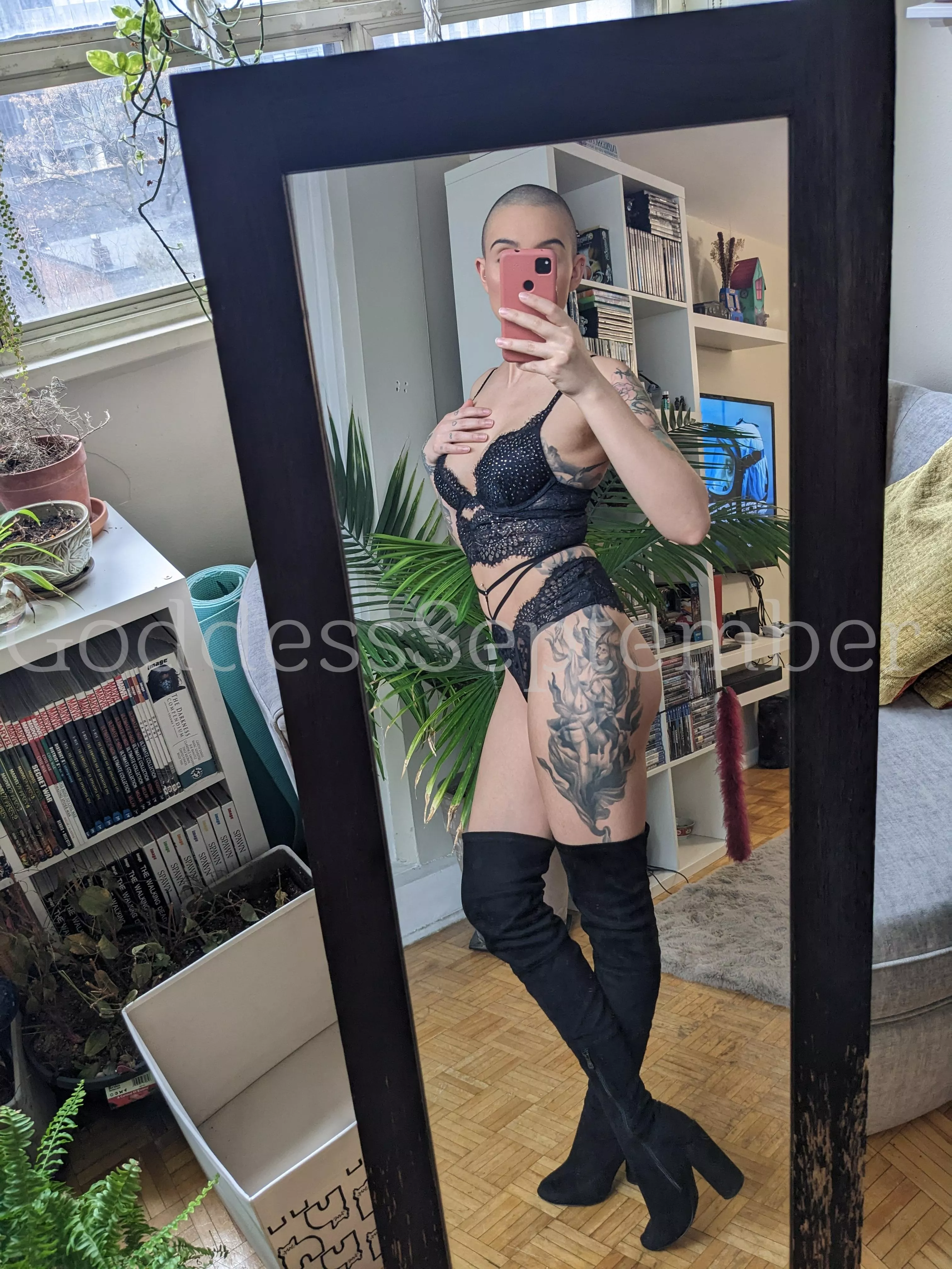 all boots should be thigh high