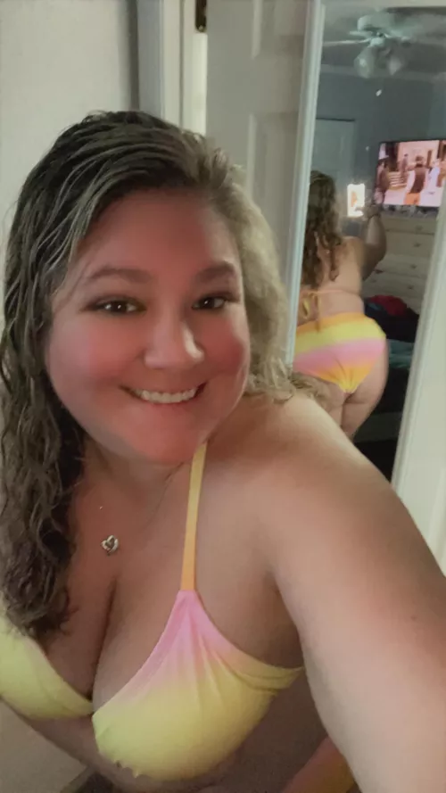 Always swimsuit weather here👙☀️