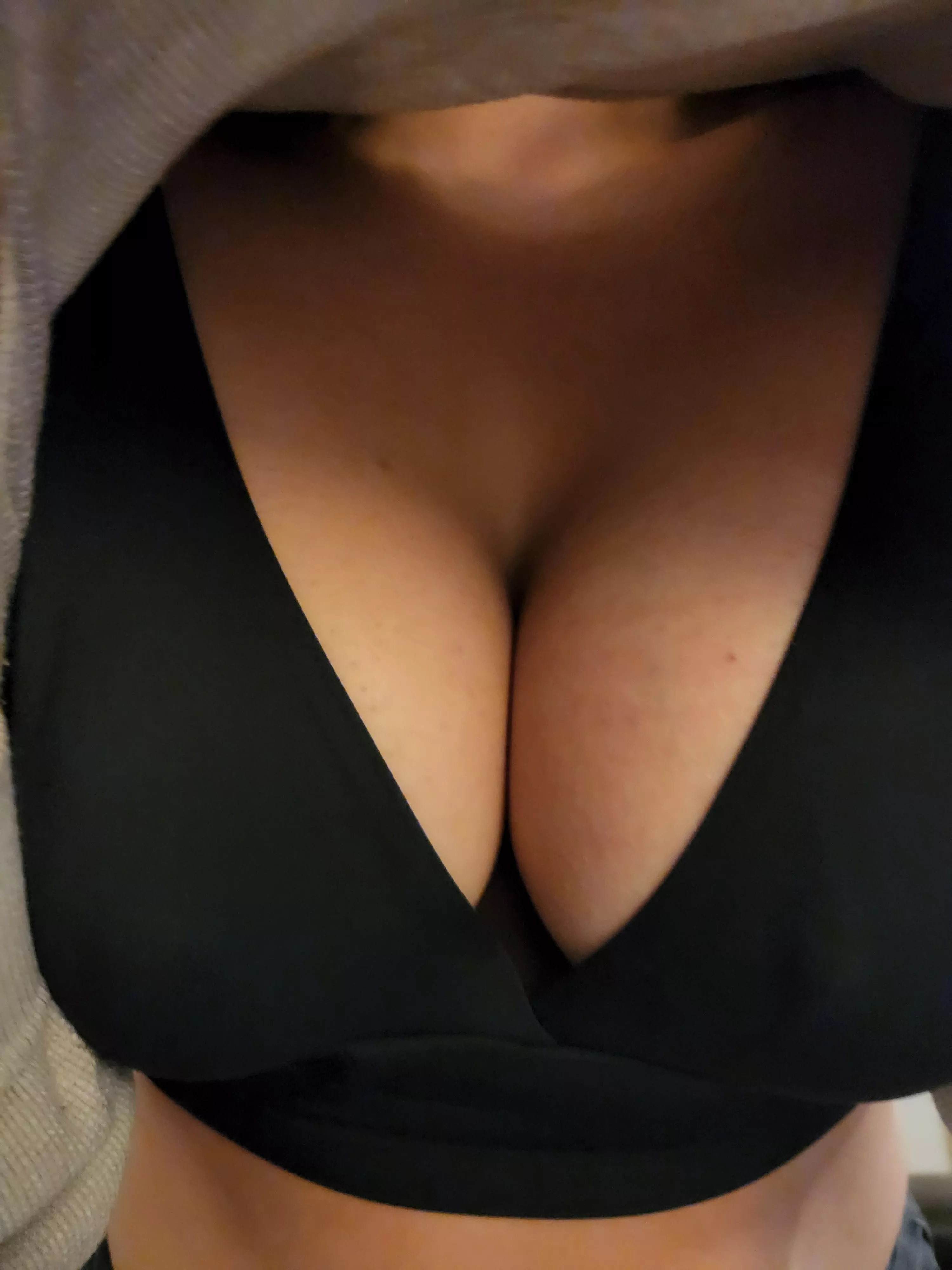 Are these the juicy tits you want? 