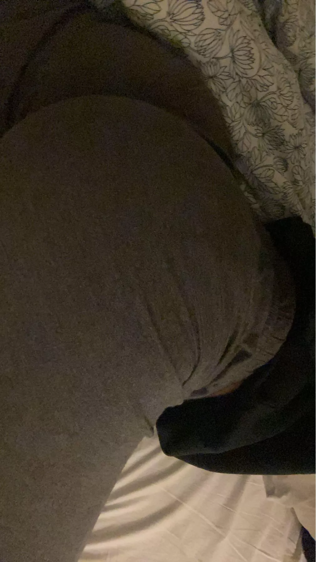 Daddy does my ass make you hard?