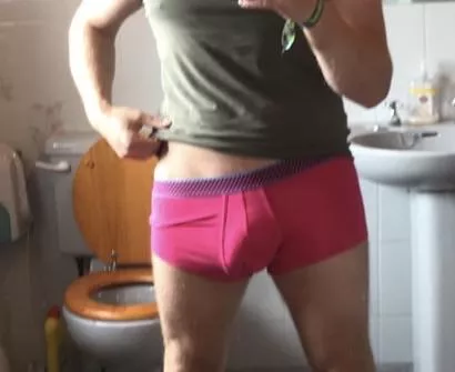 Damn let me see those dicks