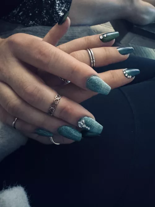 Don’t his hands look beautiful?