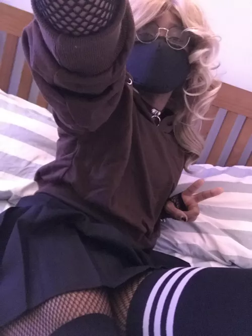 dudes can wear skirts too right???