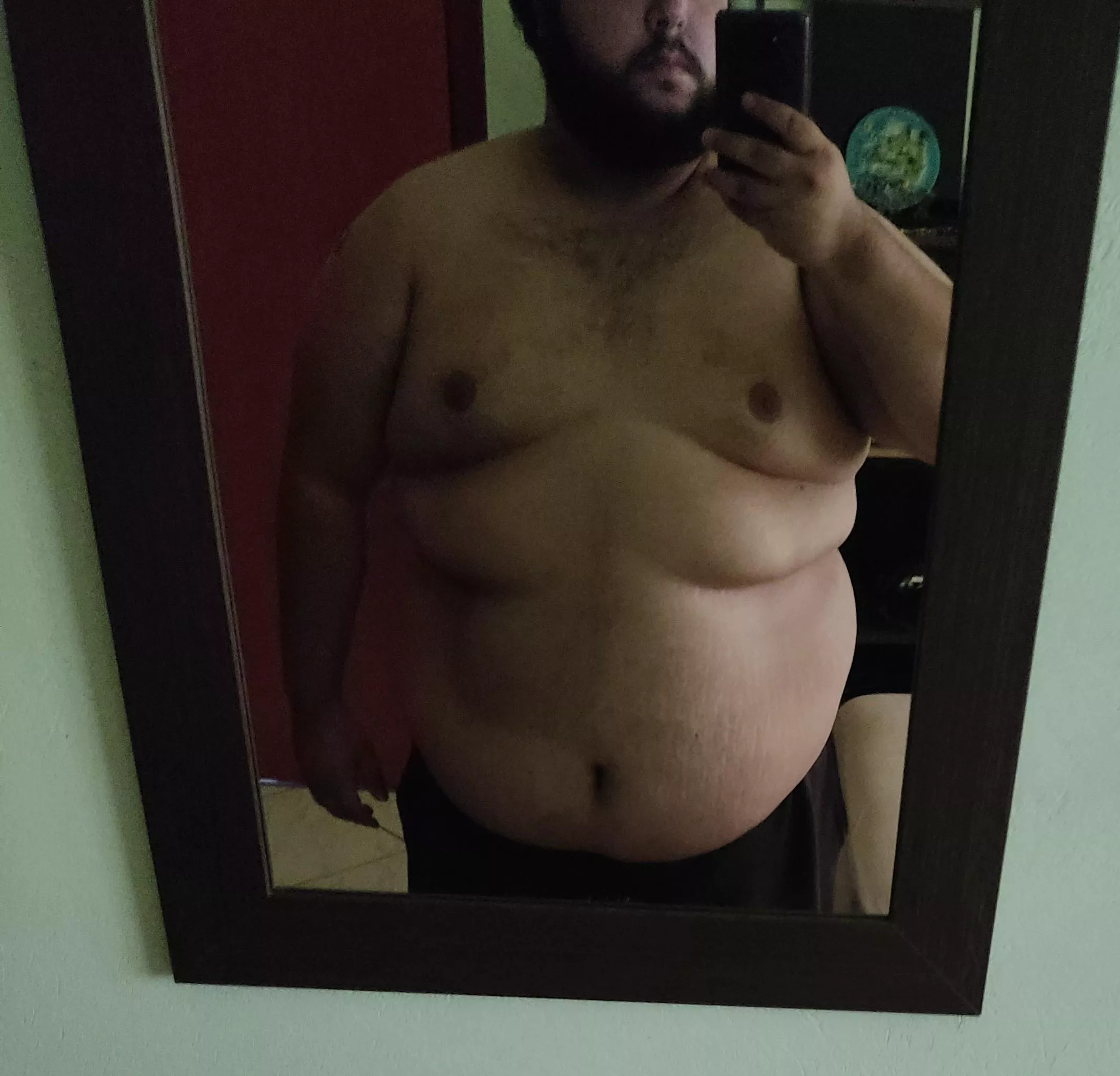 feeling insecure about my size but kinda liked this picture. what u think?