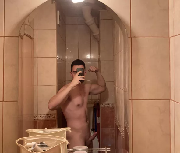 Gotta get a better mirror