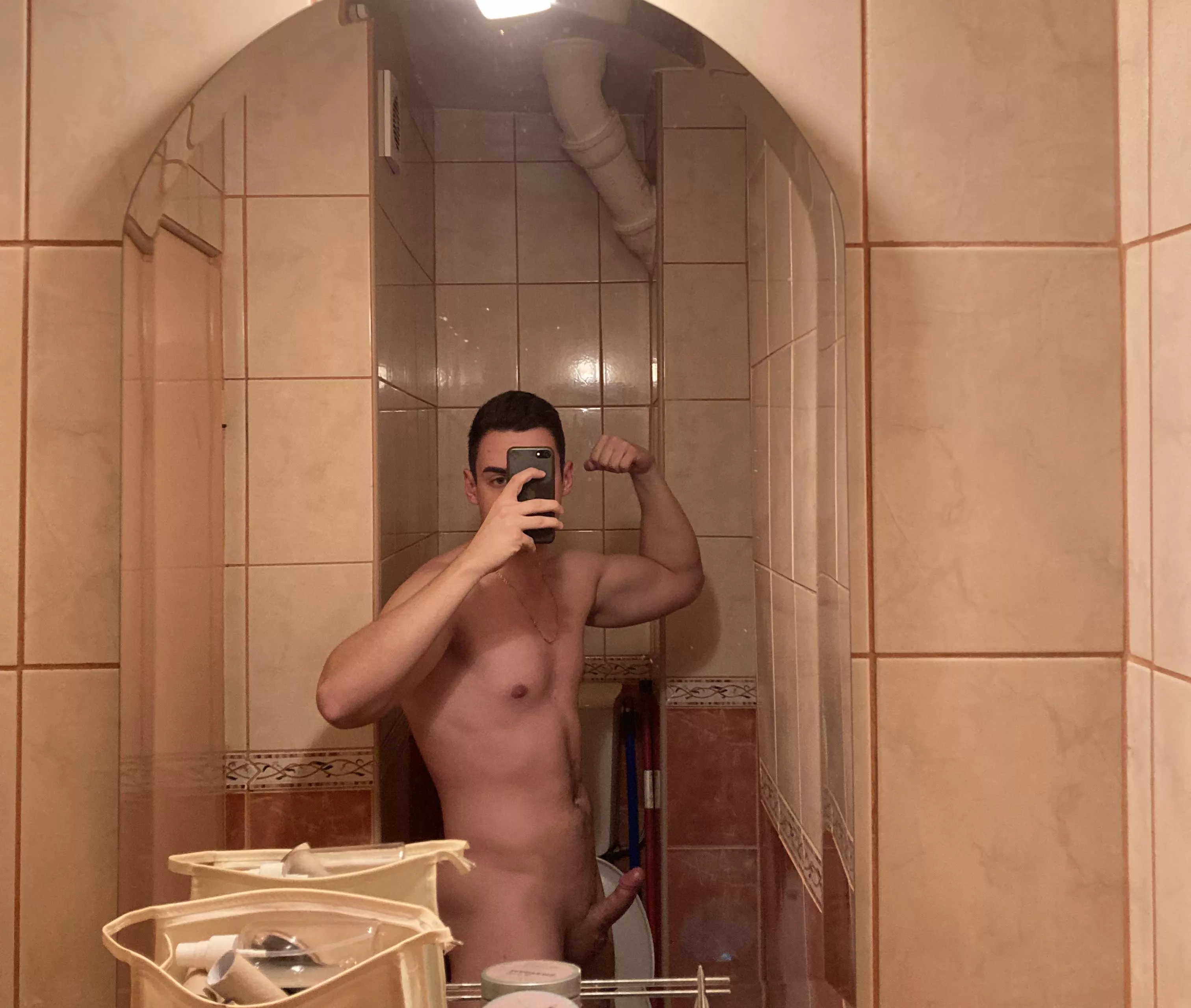 Gotta get a better mirror