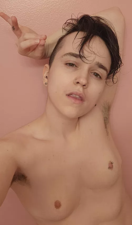 I heard nudes cheer ppl up. C'mere my sad lil one 🖤