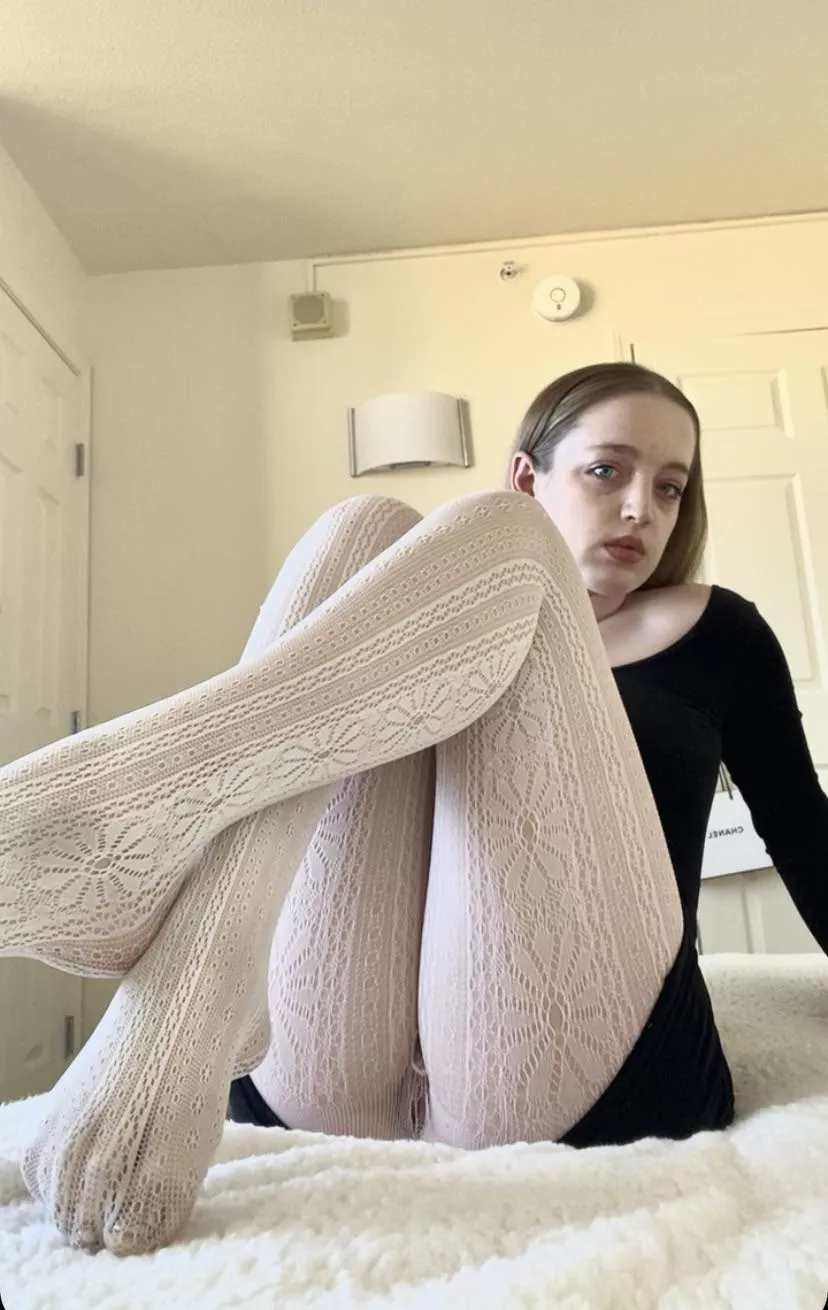 I think these tights look great don’t you think 🥰