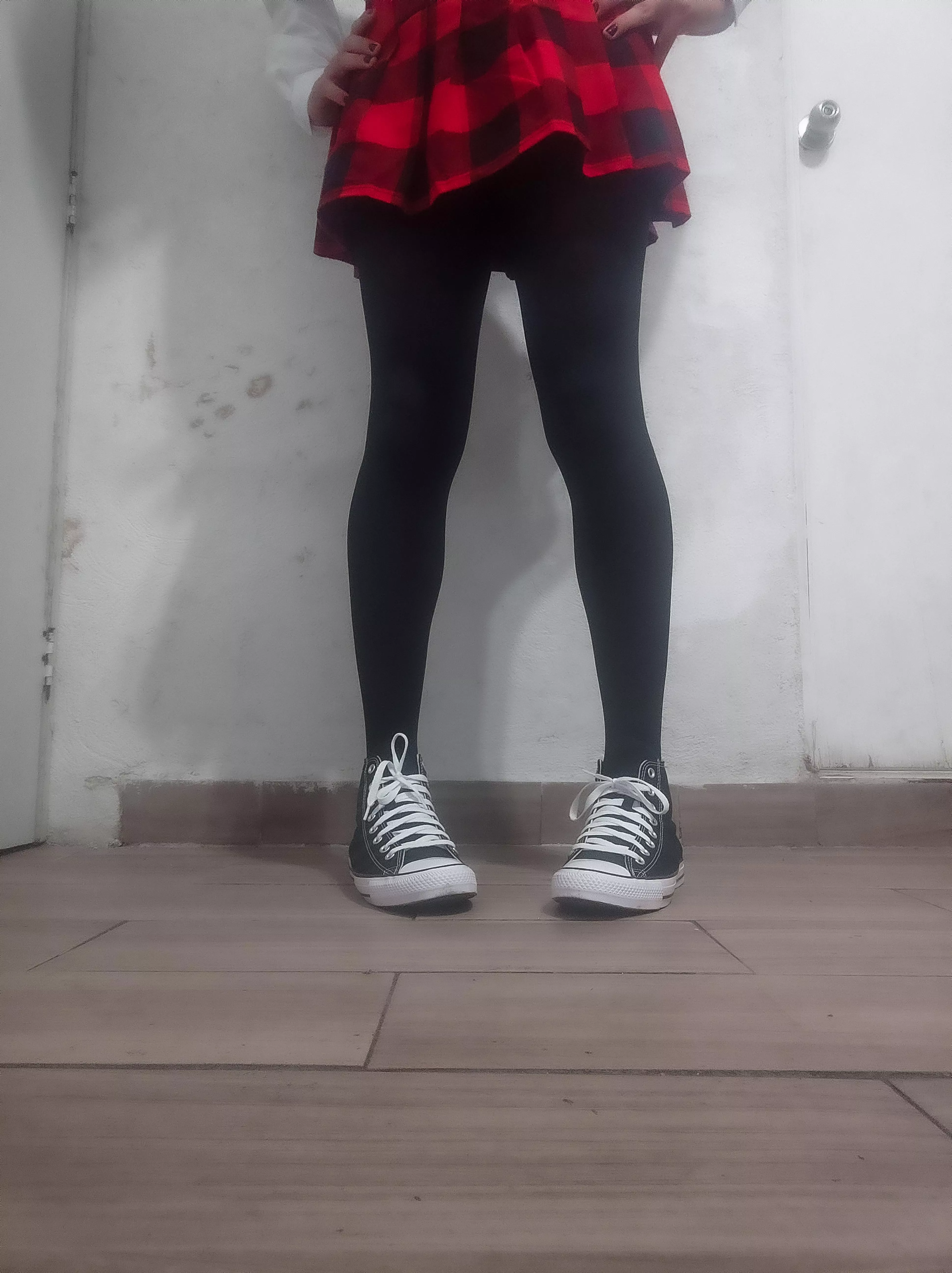 I would like prettier legs🥲