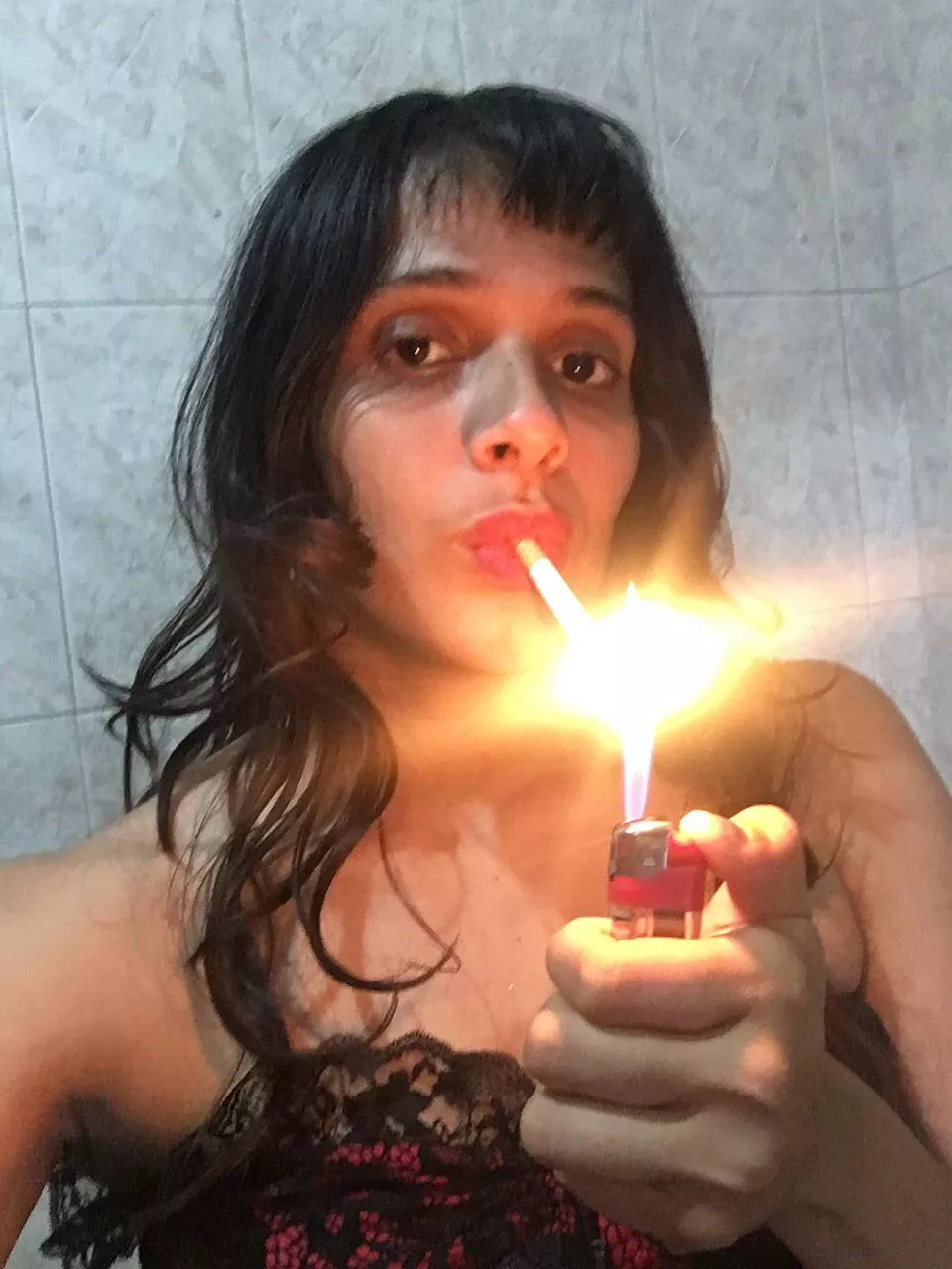 I’m a Latina who smokes 4 times a day.