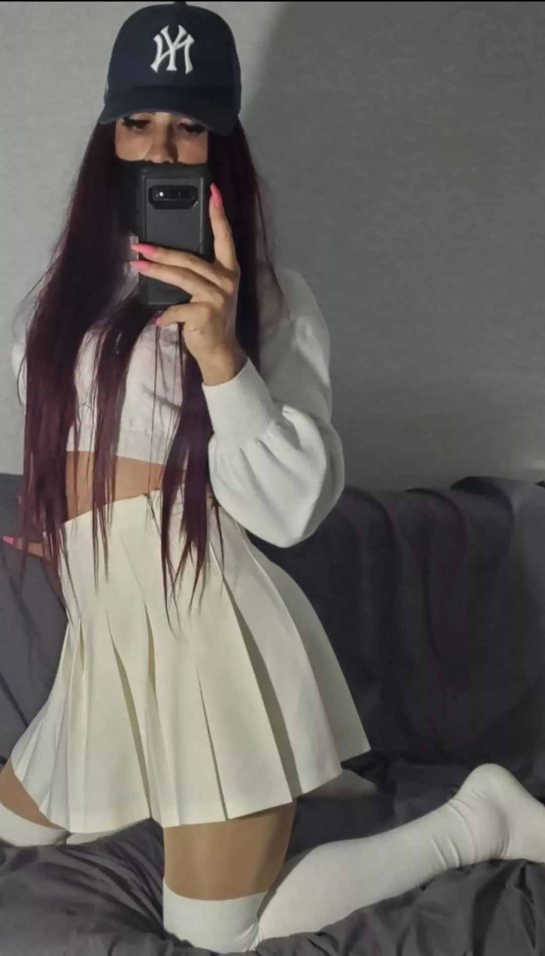 kinda new here, kinda not, pls be nice either way 🥺🩷