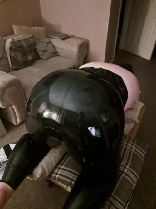 Latex curves hot or nah 🔥