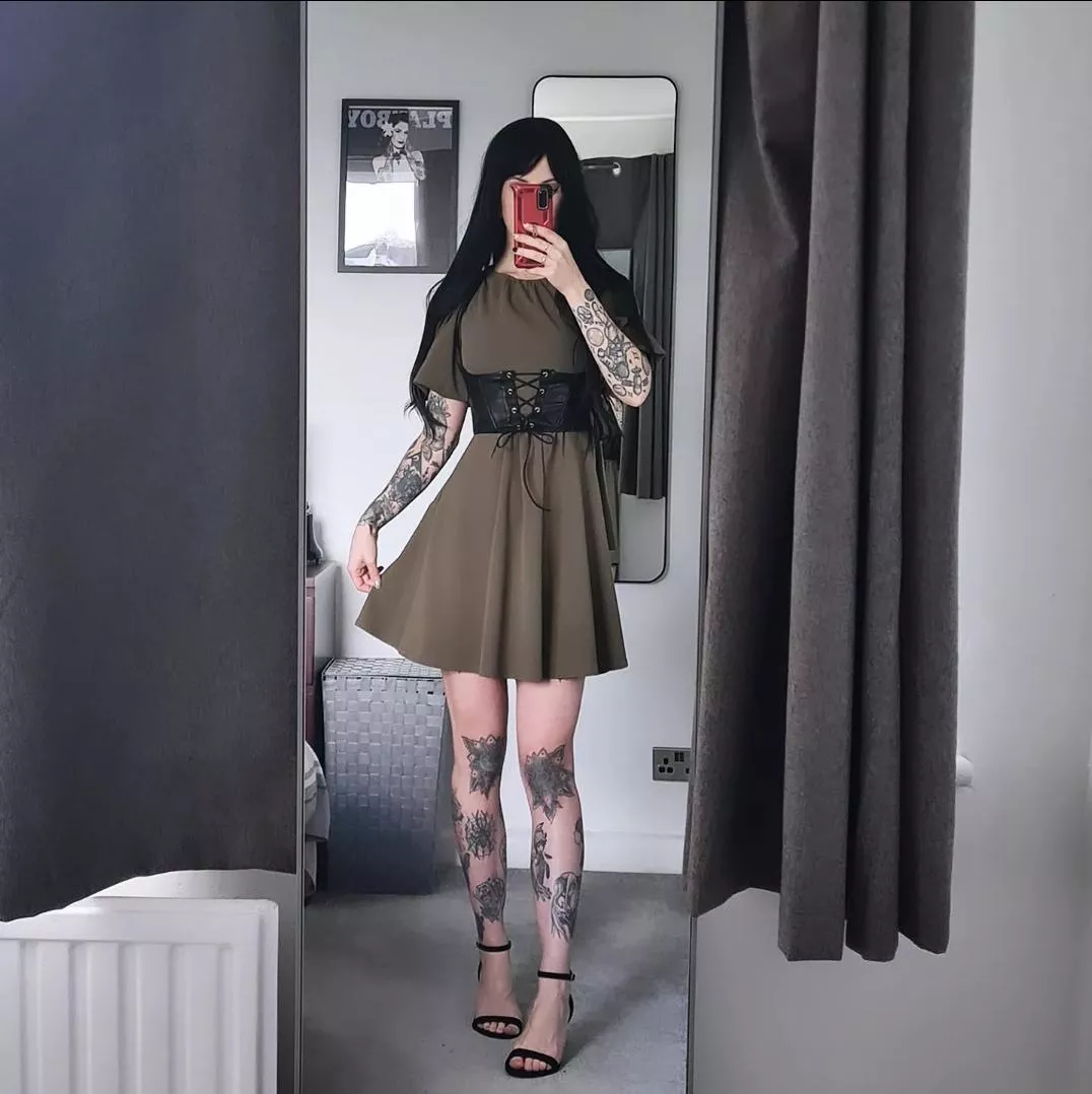 leather harness - felt so pretty in this 🖤