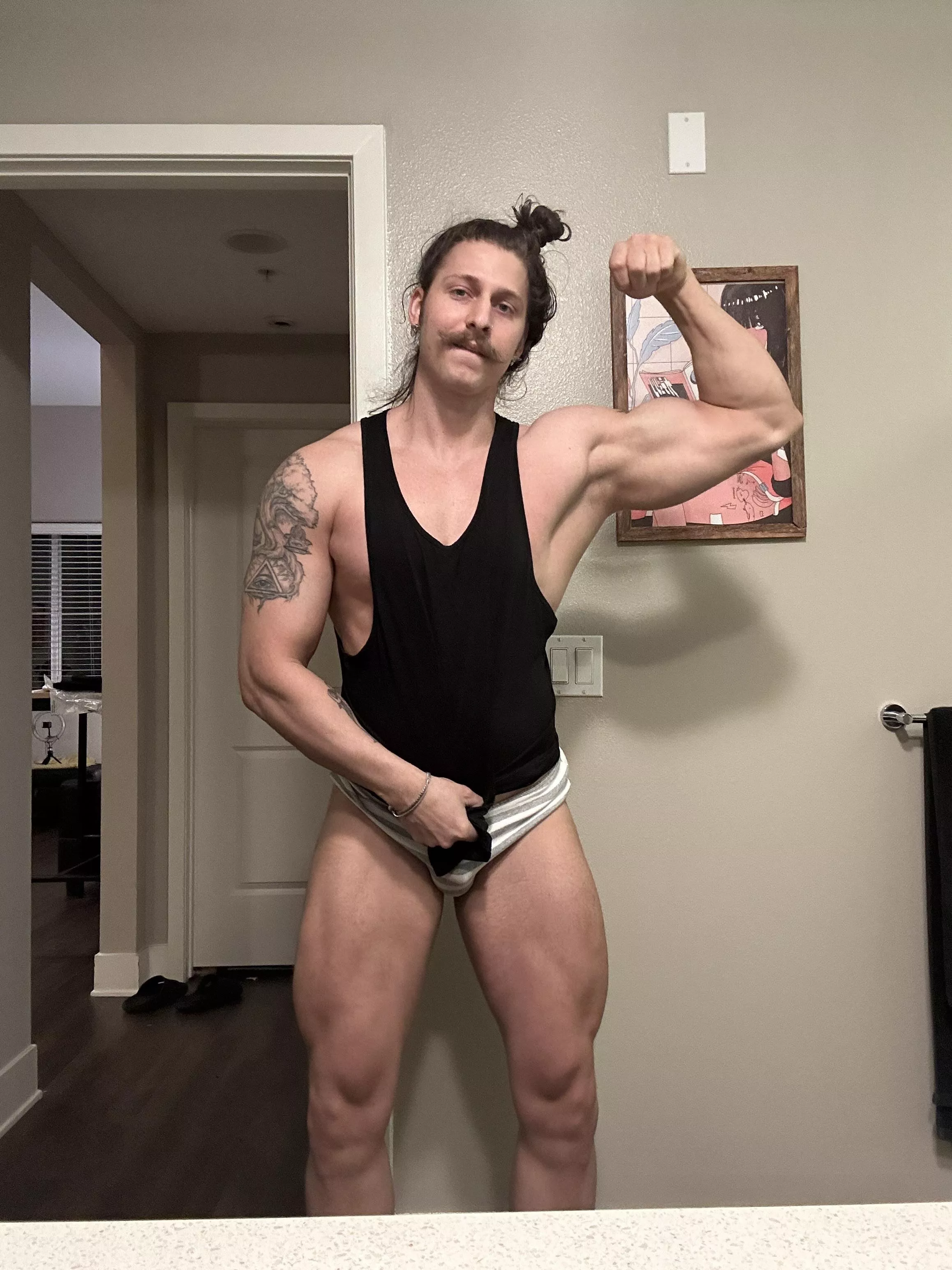 Looking for some new Warzone resurgence buddies😋 been working on my skills 