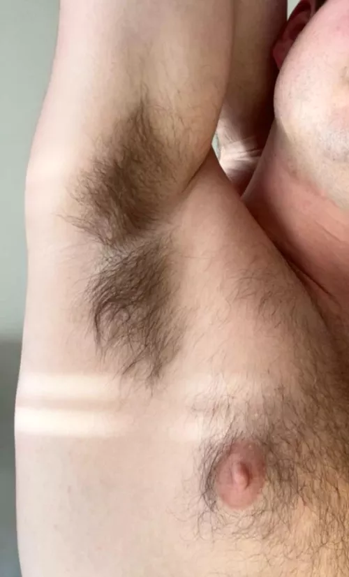 Love it when guys send me pics of their pits 🤤