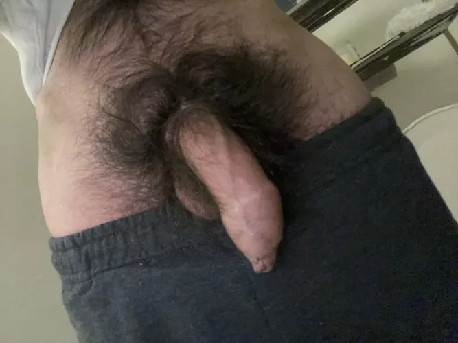 male pubes and some lint on my tip 😂 