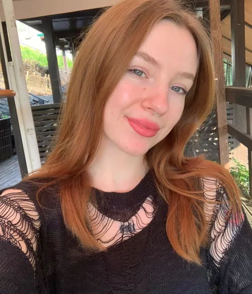 My lips waiting your kisses