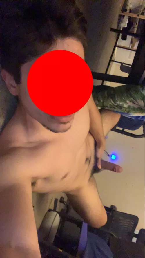Need a twink btm who wants to milk me 💦💦 snap: antg3131