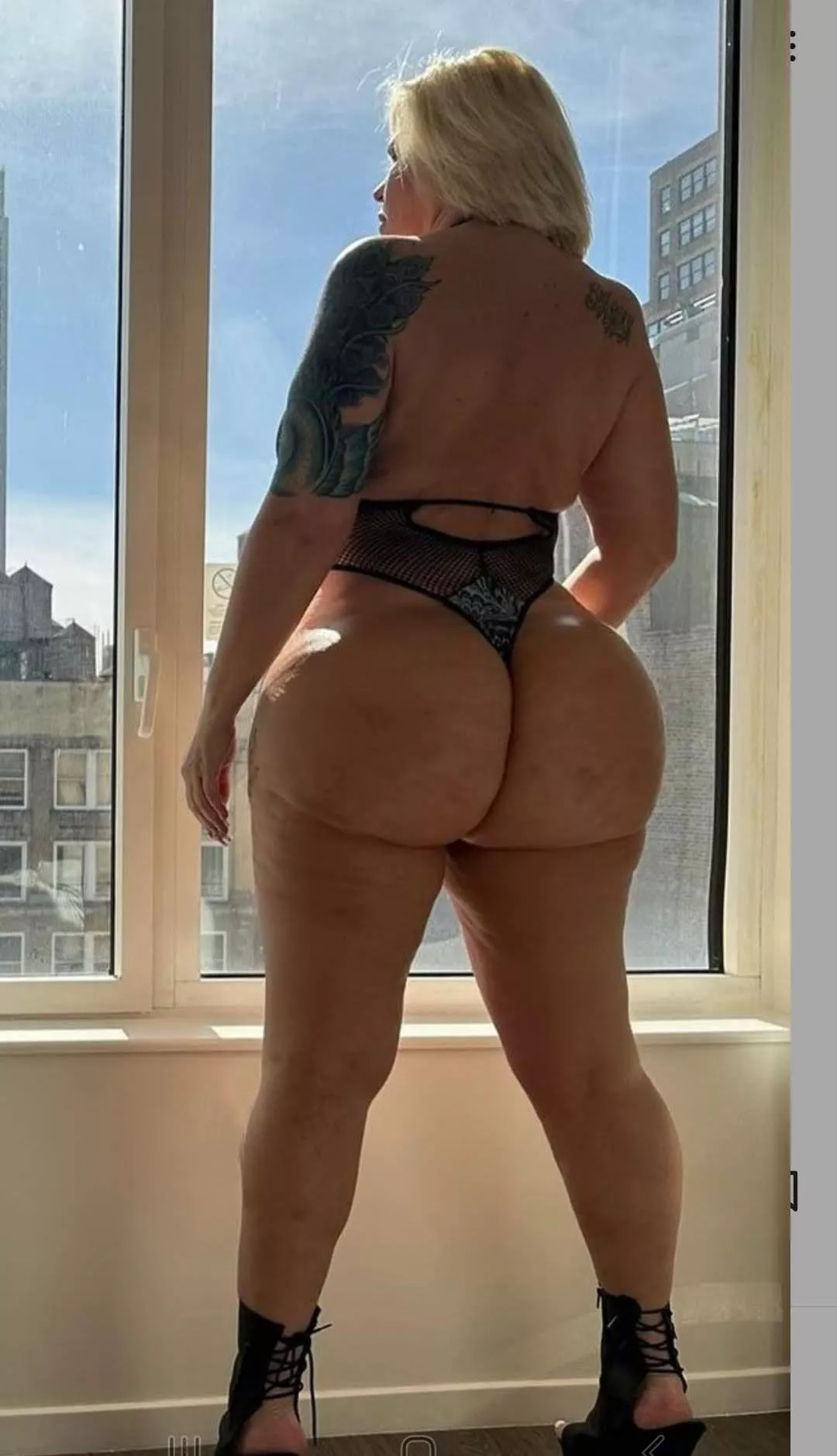 Pawg 😛😛