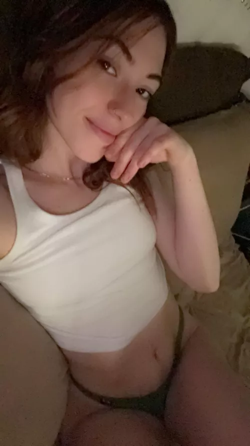 Say yes if you’d accept my nudes