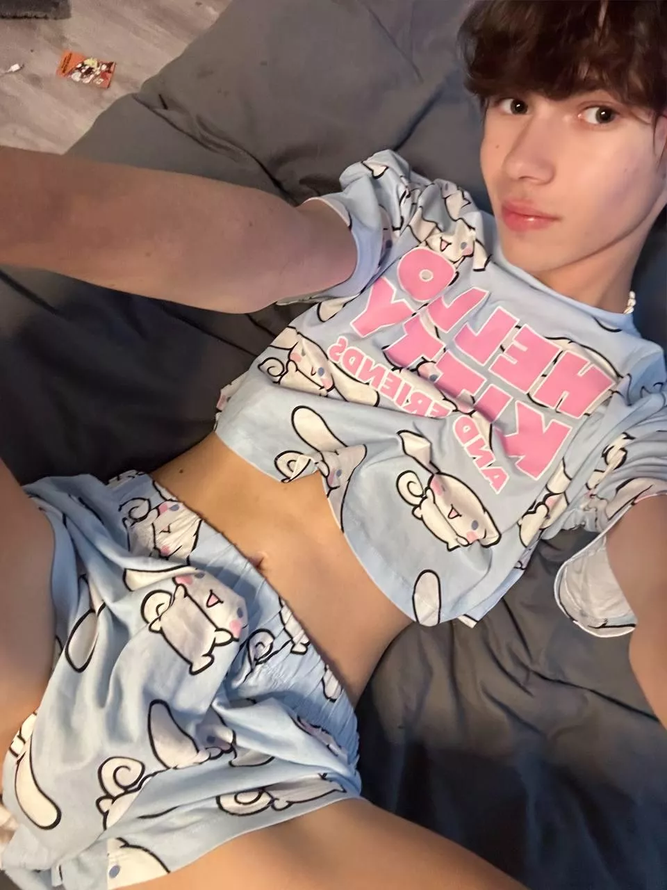 should i train more abs or do i look cute enough ? :3