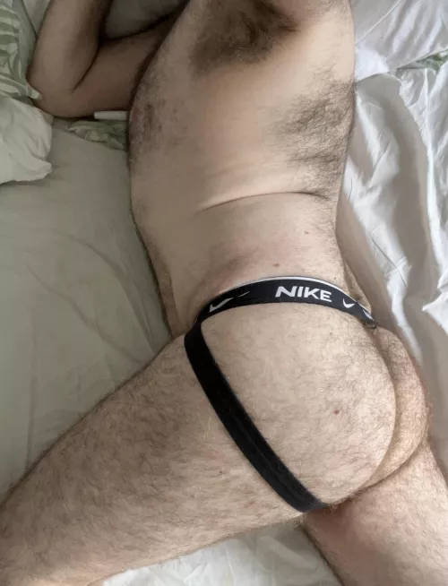 Slide into my DMs and make me buttgasm, maybe? 🫢