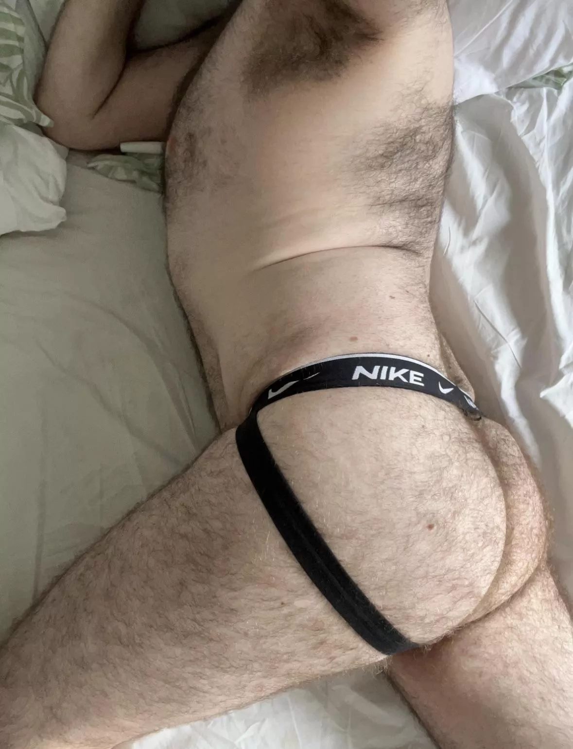 Slide into my DMs and make me buttgasm, maybe? 🫢