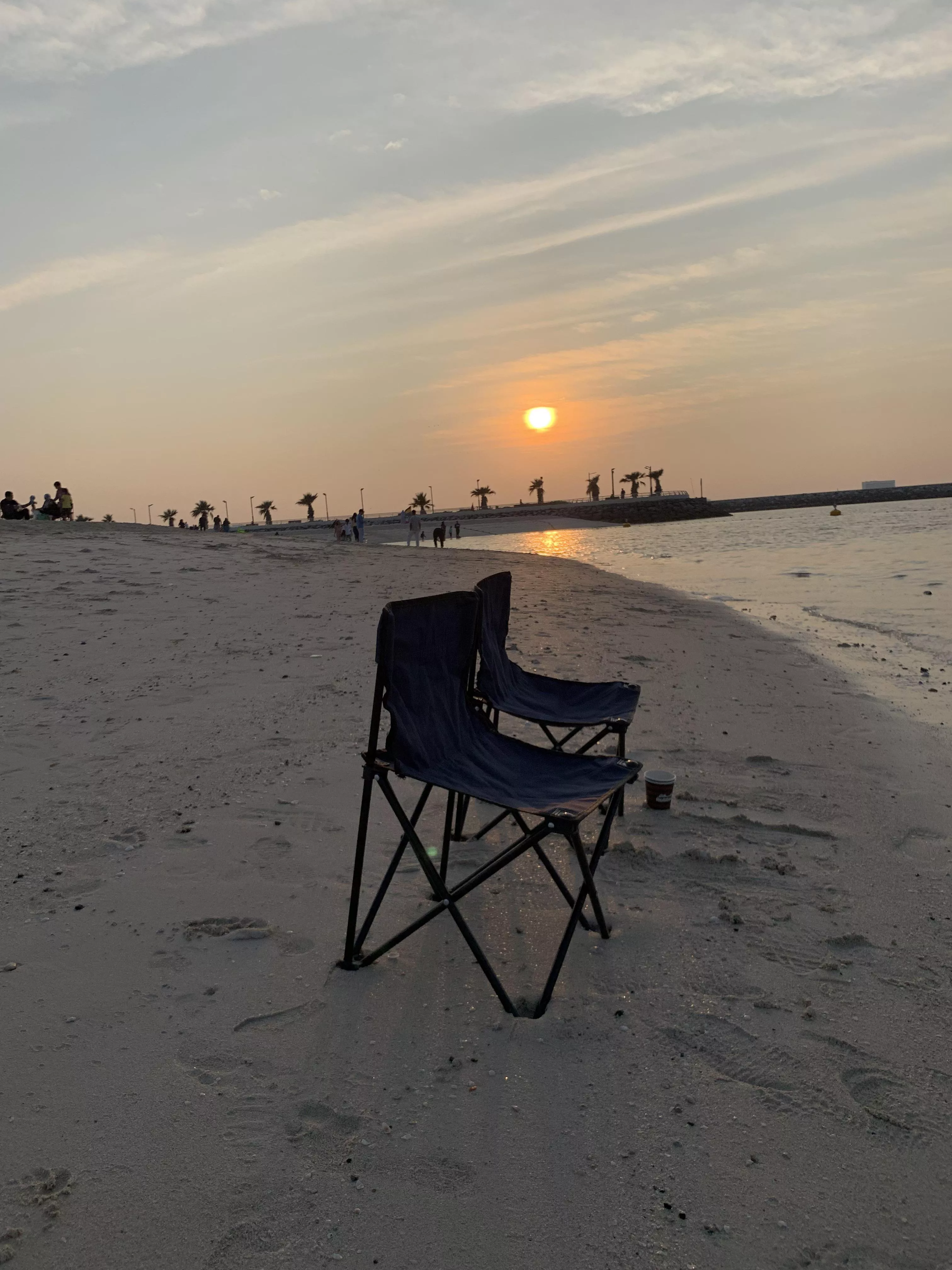 Soaking up the serenity of Mamzar Beach as the sun dips below the horizon. ✨ #evening #mamzarbeach #trendingnow #malayalamvibe #malayalamsong #vaikunneram