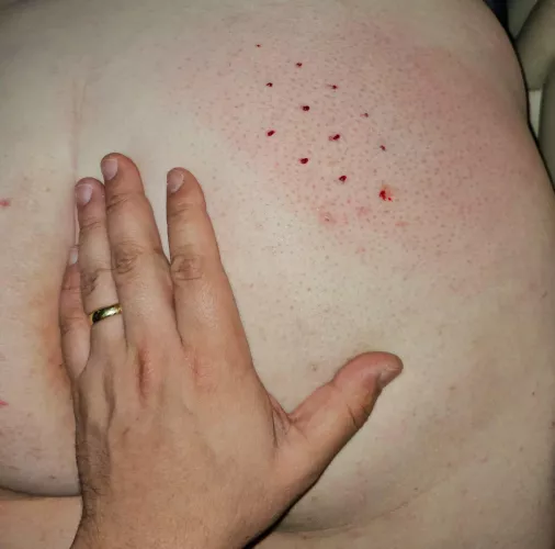 Starting back with the spiked paddle for her...