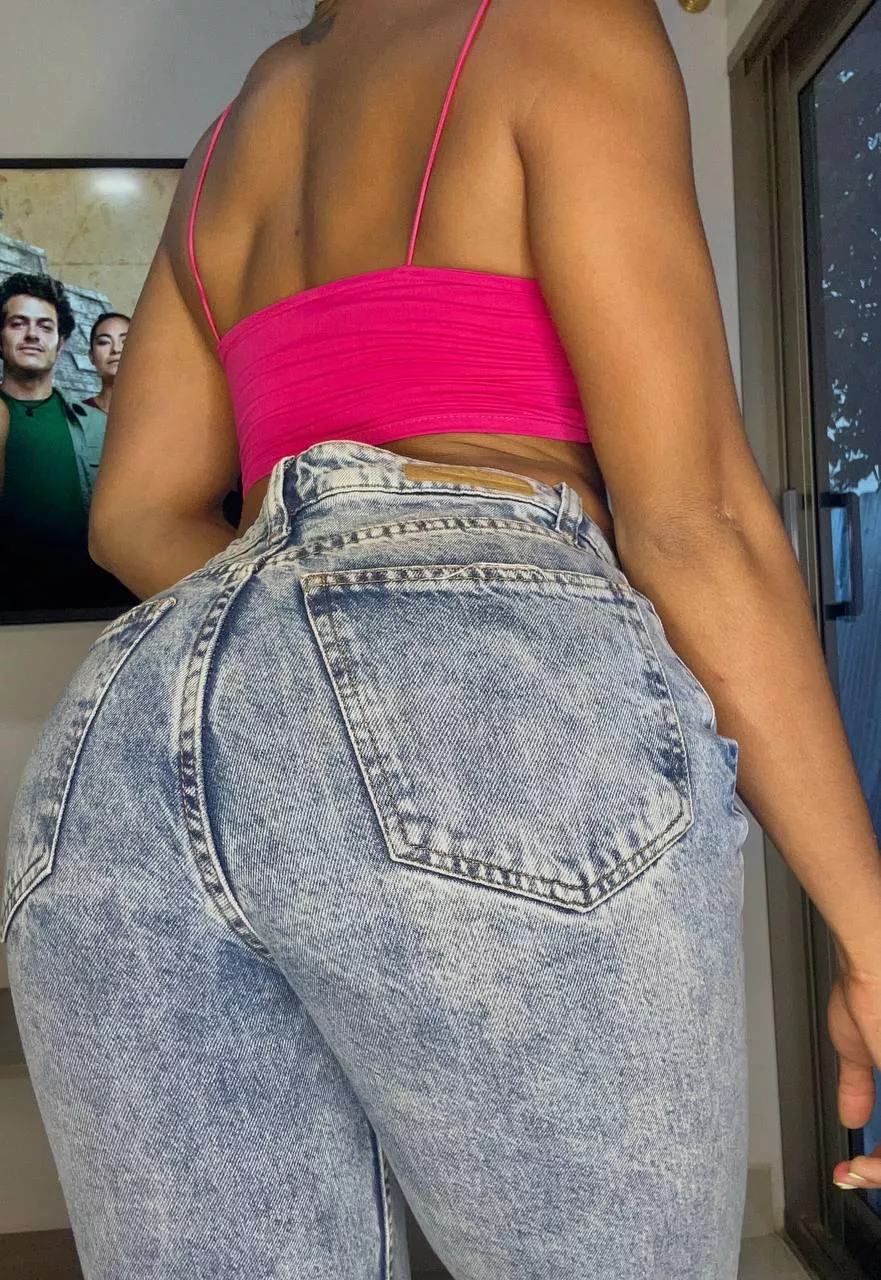 These jeans are so fun to wear out